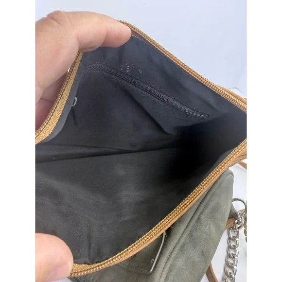 Lot of 2 Vegan Suede Crossbody Bags Grey and Tan Boho Tassel Zipper Purses - Picture 6 of 8